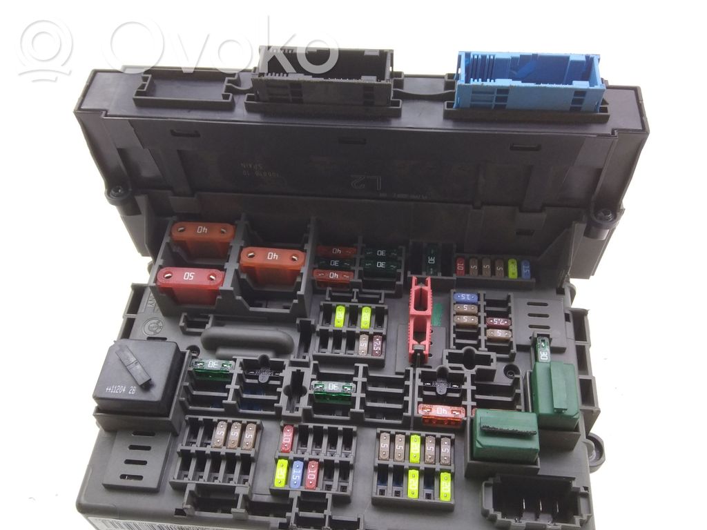 Module de fusibles   10688710,911944605