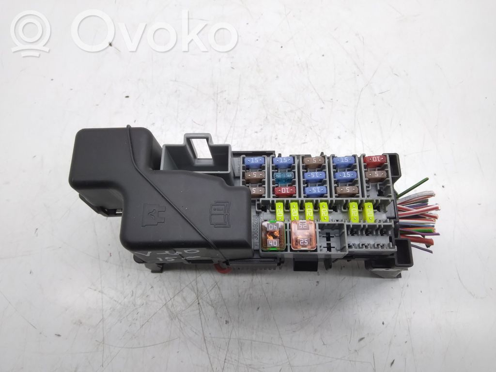 Volvo V60 Fuse module 