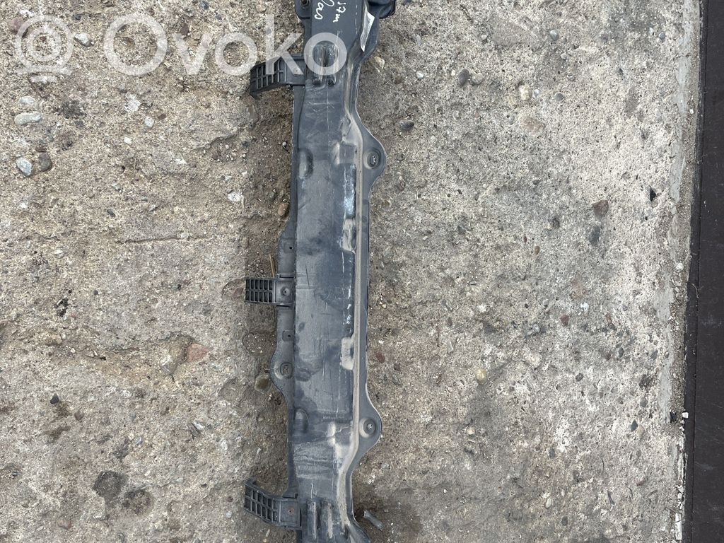 KIA Optima Takapuskurin poikittaistuki 