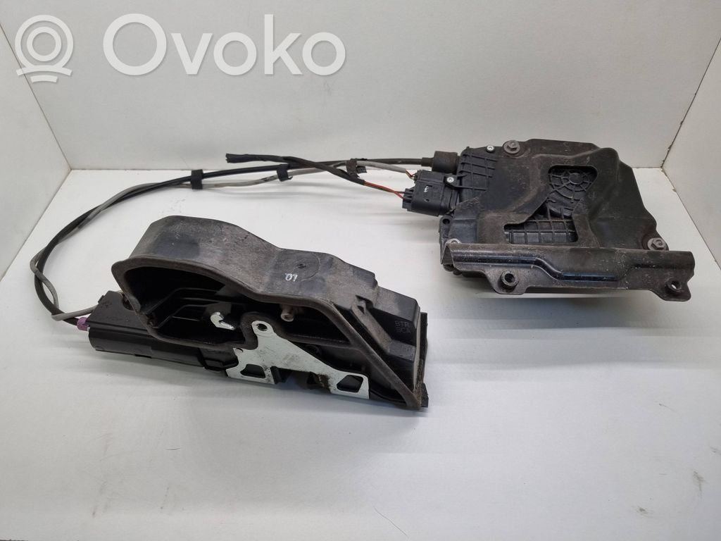 BMW 5 GT F07 Priekinė durų spyna 