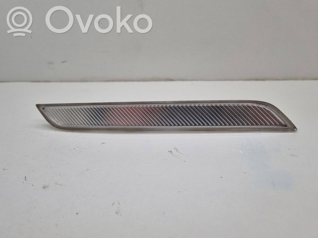 Front reflector   7187088
