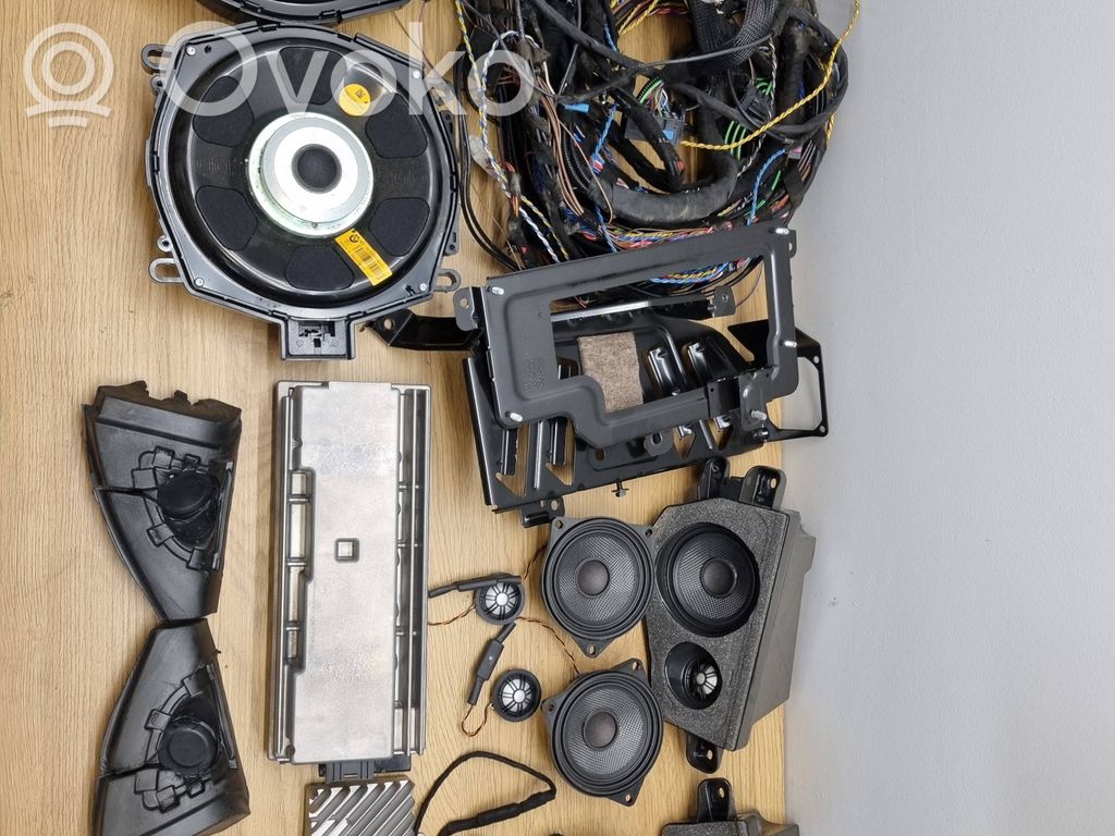 Audio system kit   9283736,535251808,318122,9141501,9211049,9227249,9247484,9277840,9286863