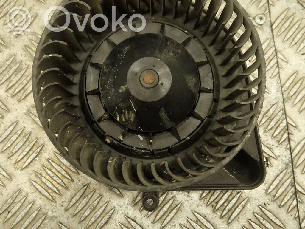 Audi A4 S4 B6 8E 8H Pečiuko ventiliatorius/ putikas 