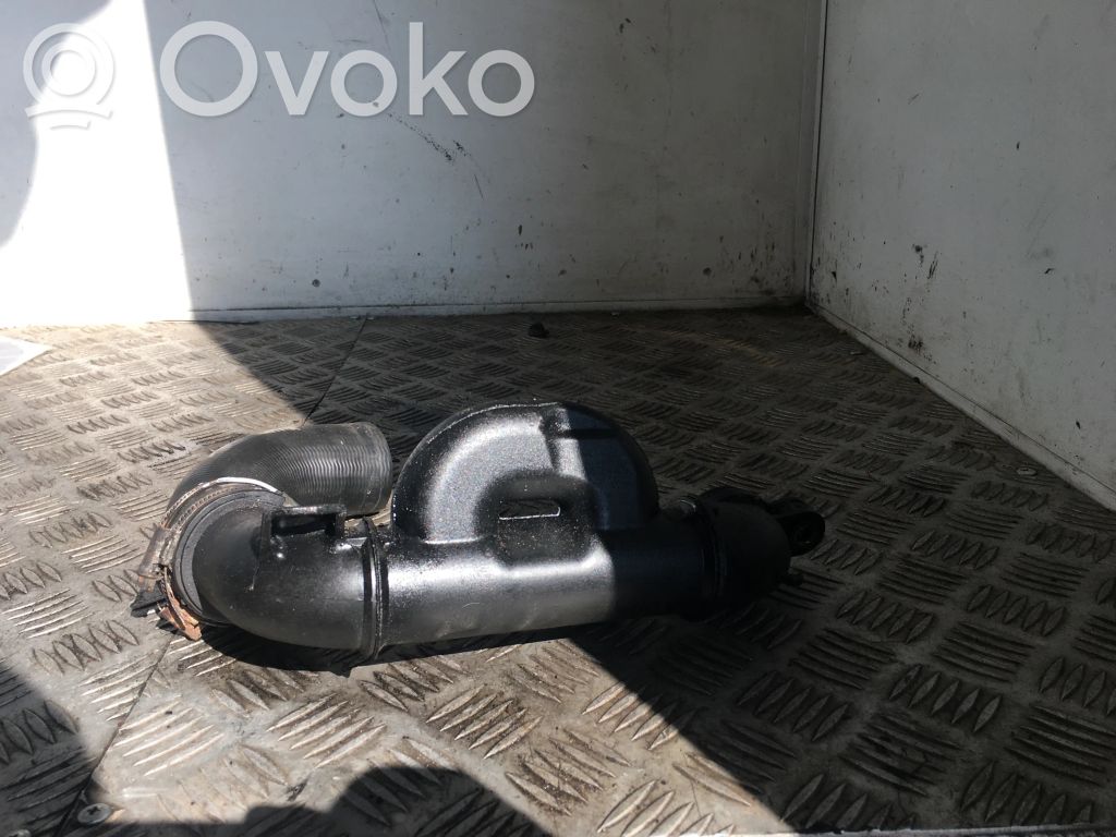 Volvo V50 Intercooler hose/pipe 