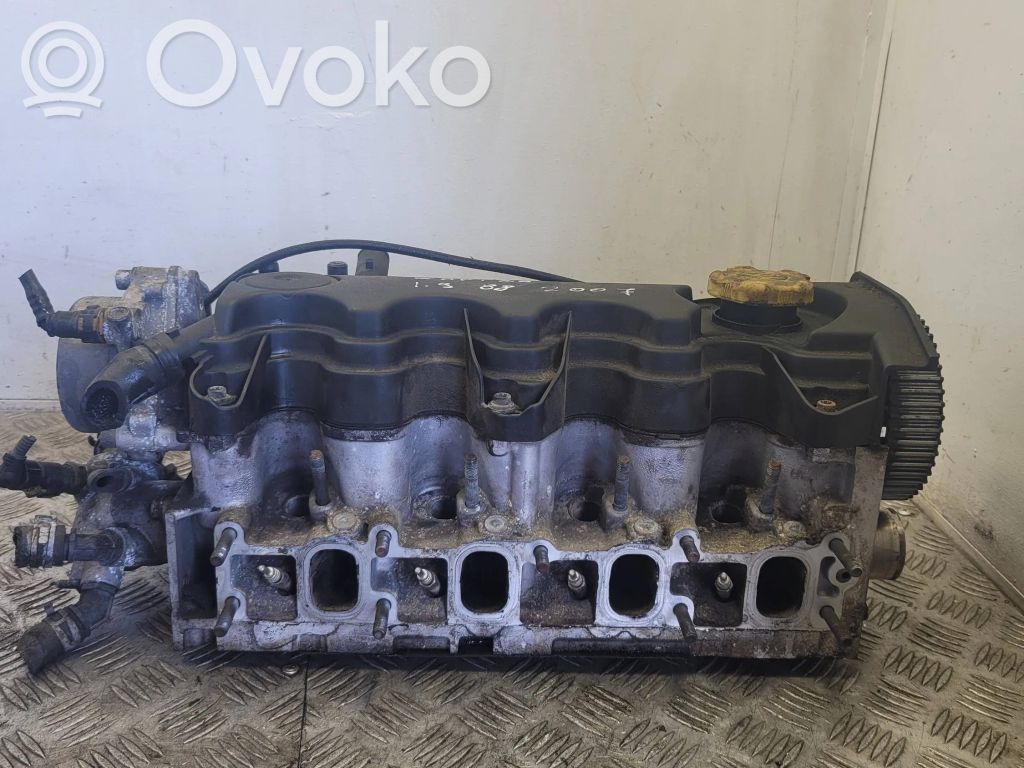 Opel Zafira B Engine head 