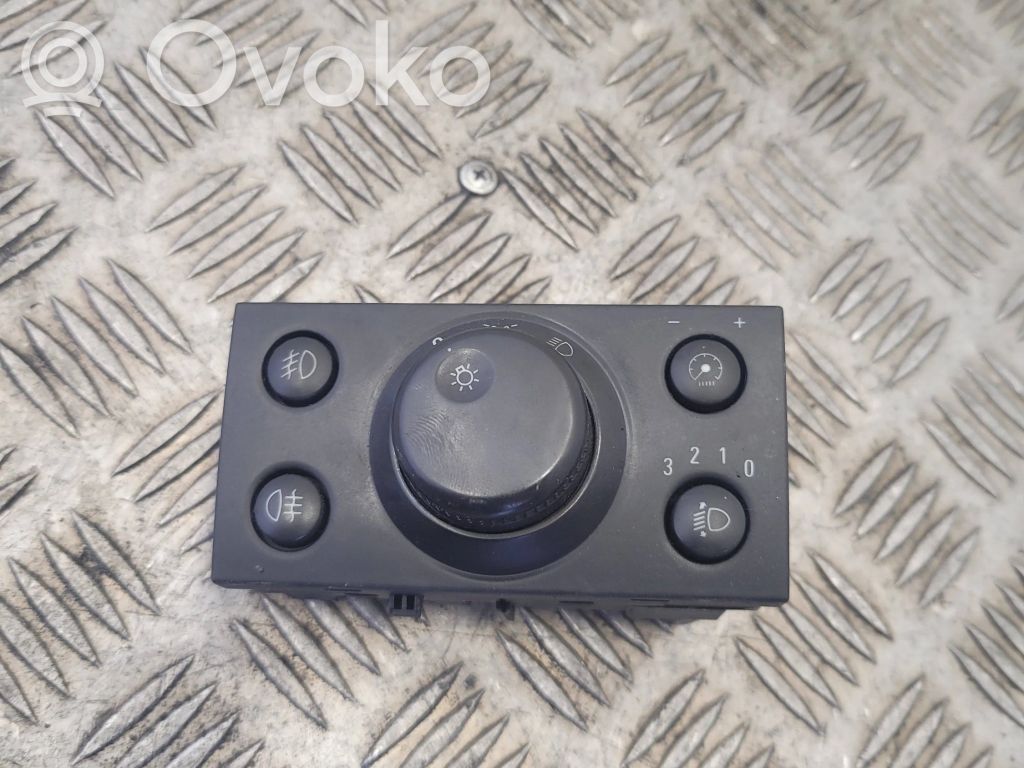 Opel Vectra C Light switch 