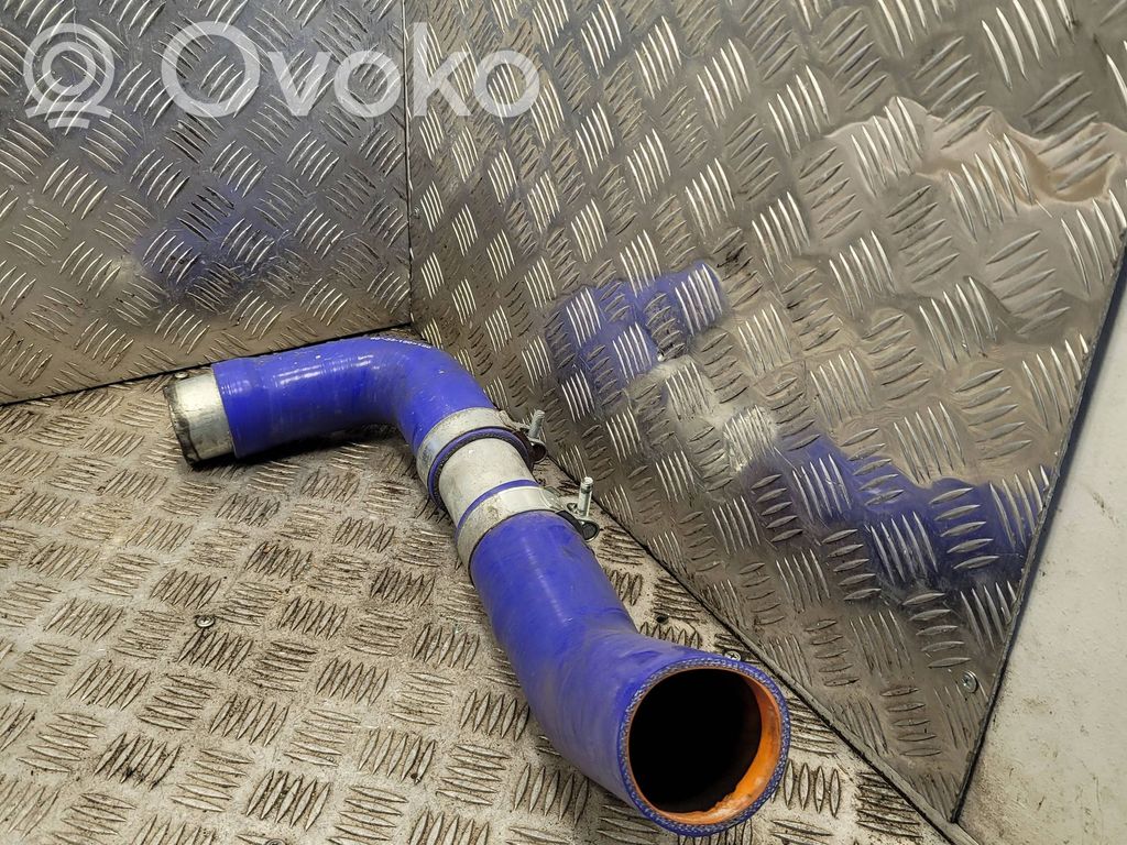 Intercooler hose/pipe