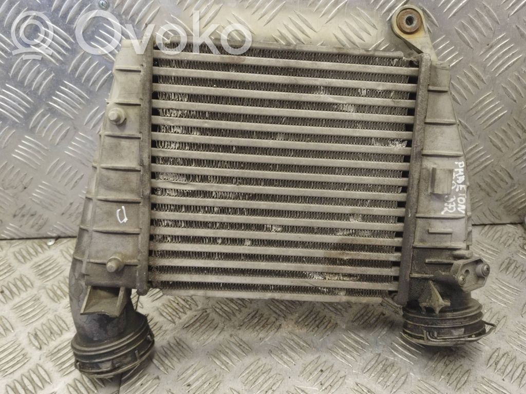 Volkswagen Phaeton Interkūlerio radiatorius 