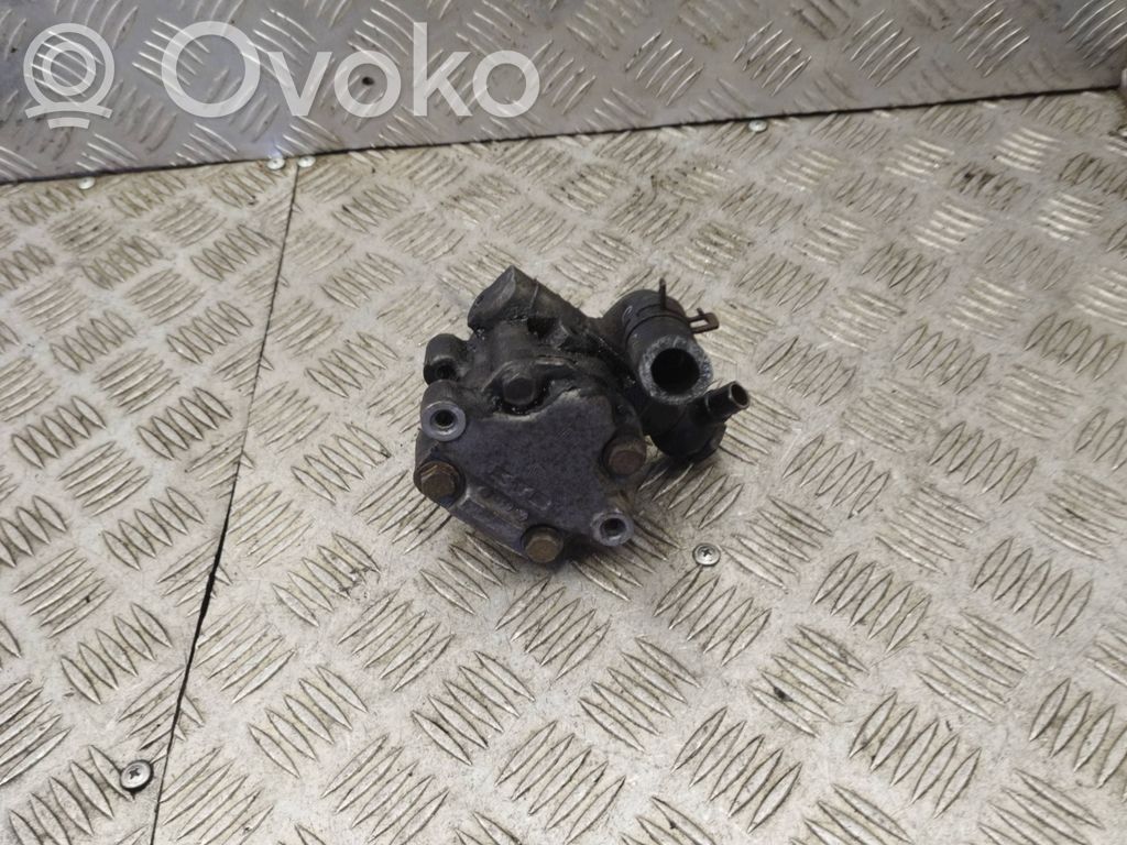 Audi A3 S3 8L Power steering pump 