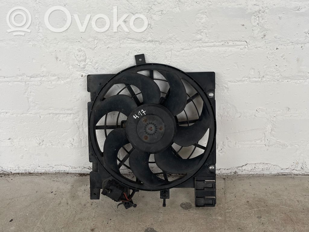 Opel Zafira B Elektryczny wentylator chłodnicy 