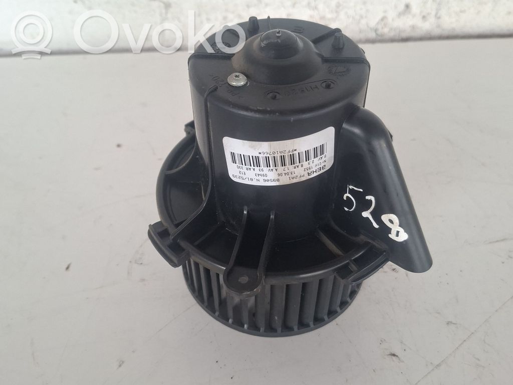 Citroen C4 I Mazā radiatora ventilators 