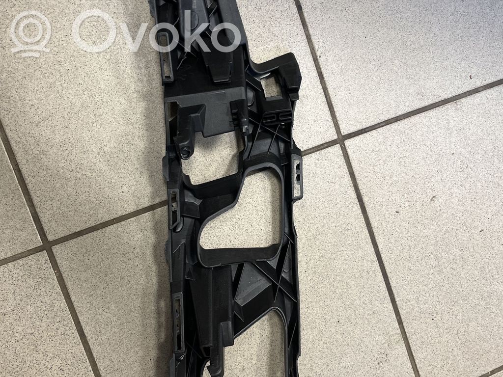 Ford Mondeo MK IV Staffa di rinforzo montaggio del paraurti anteriore 