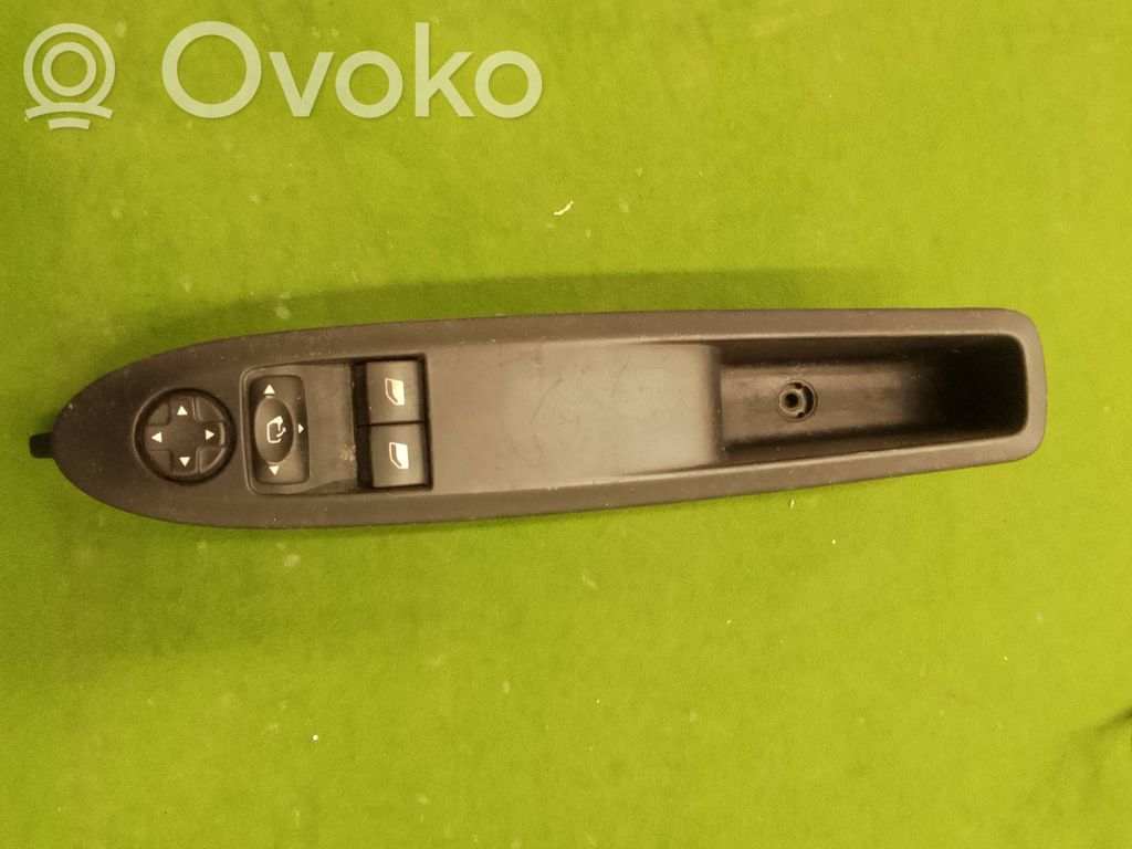Citroen DS4 Electric window control switch 