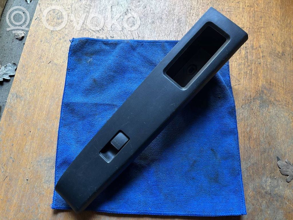 Electric window control switch   CC29684L1,4567890