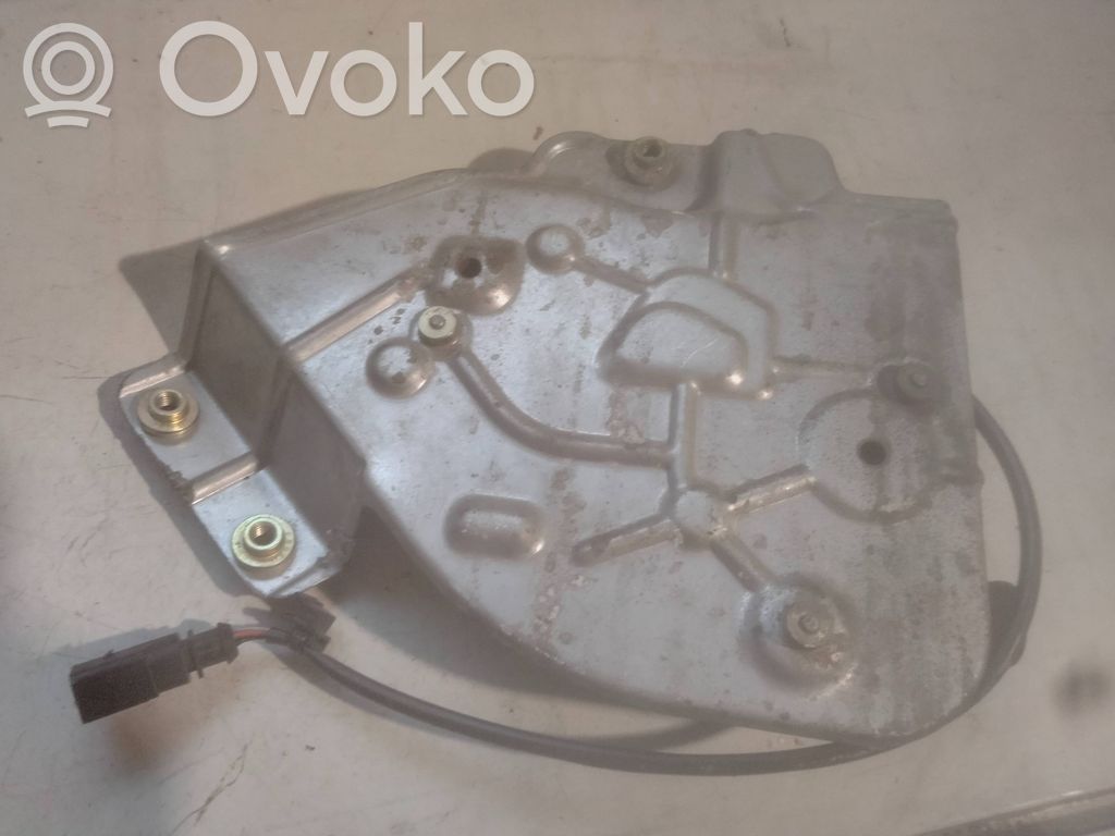 Volkswagen Caddy Rear door lock 