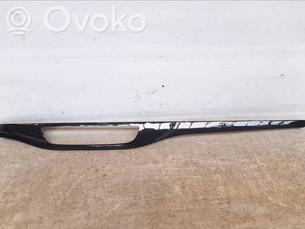 Panel trim   4M1853190C