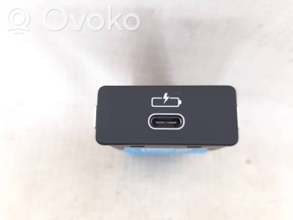 BMW 3 G20 G21 Enchufe conector USB 