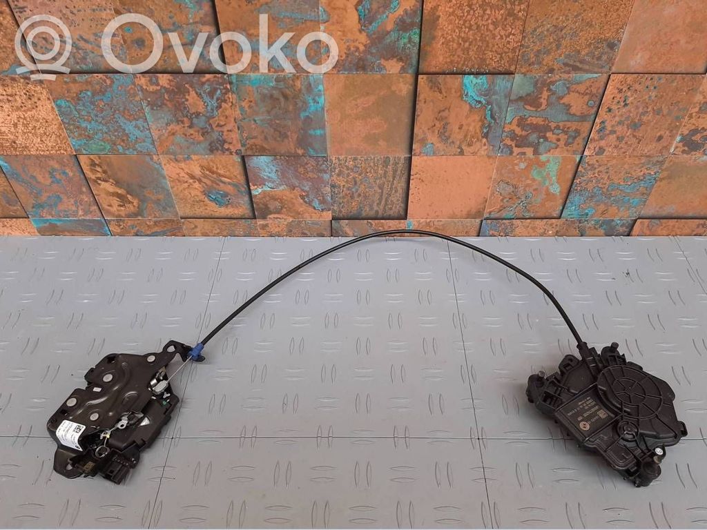 BMW XM Tailgate exterior lock 