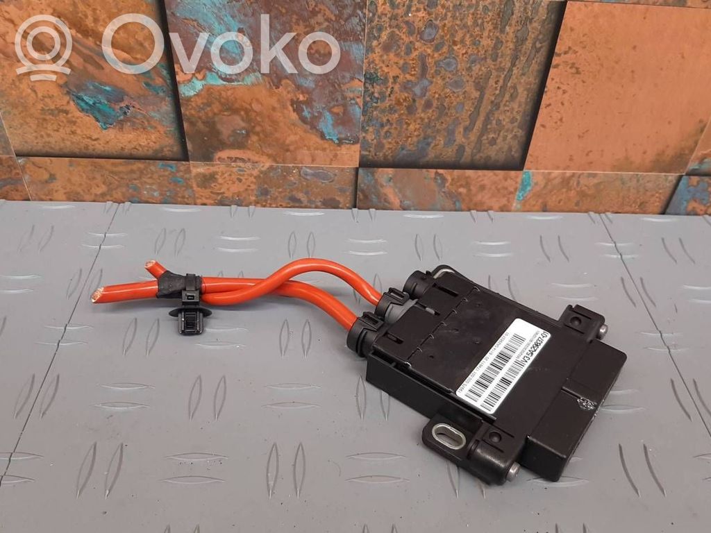 BMW XM Sytytyksen jakaja 