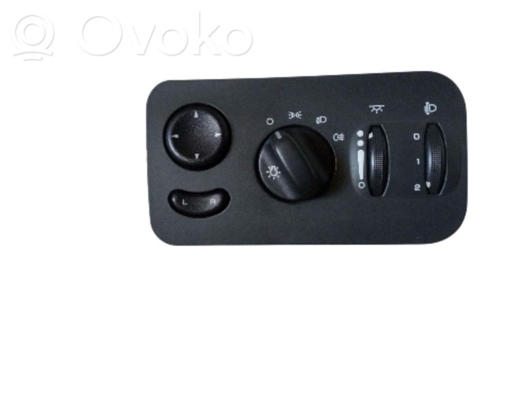 Interruptor de luz   0YC311DVAE