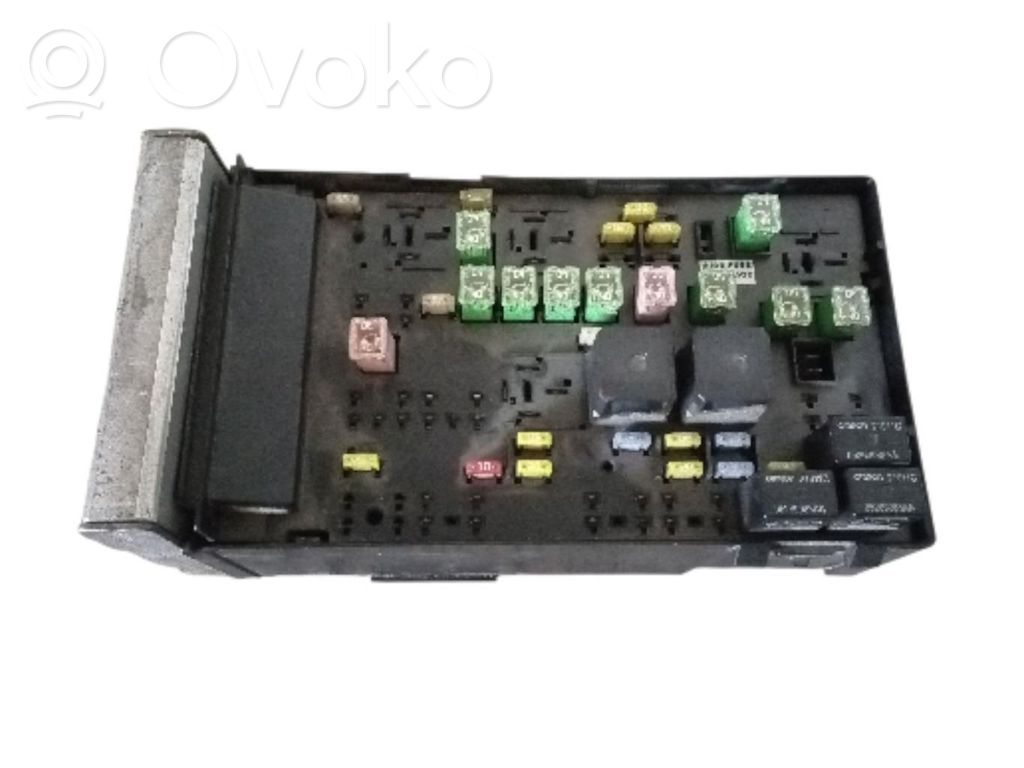 Módulo de fusible   05144580ACA