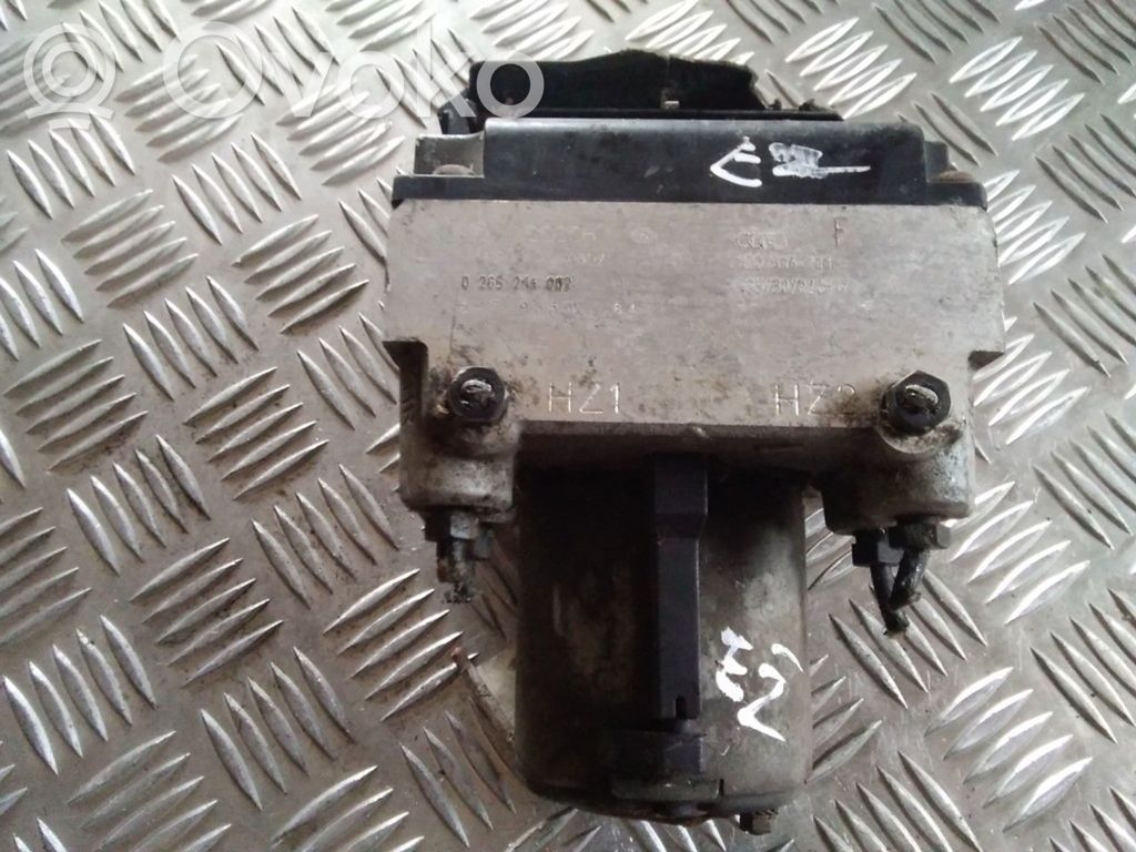 Audi A4 S4 B5 8D ABS Pump 