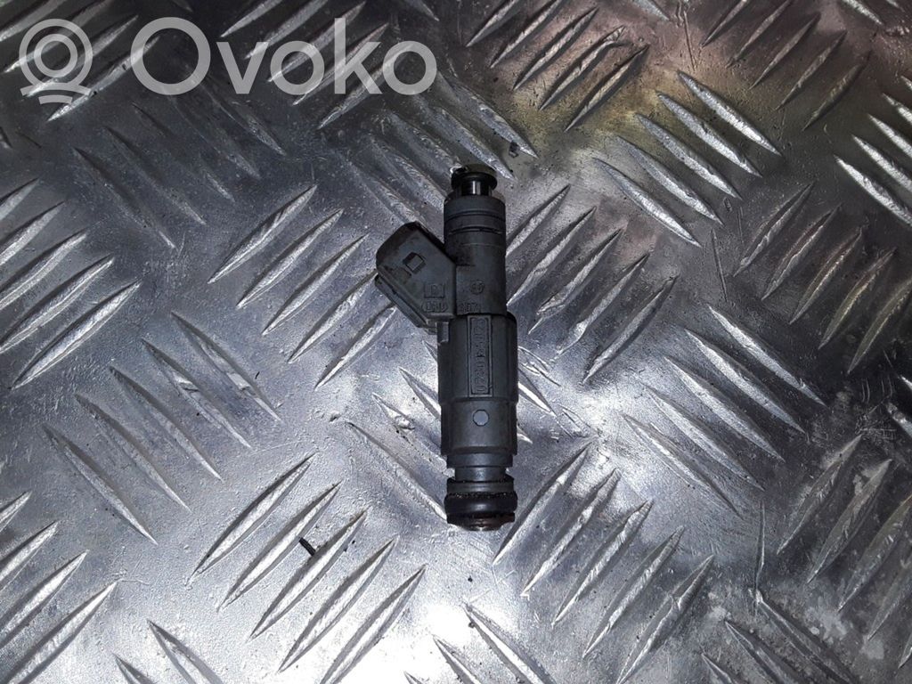 Inyector de combustible   1707843,0280155823