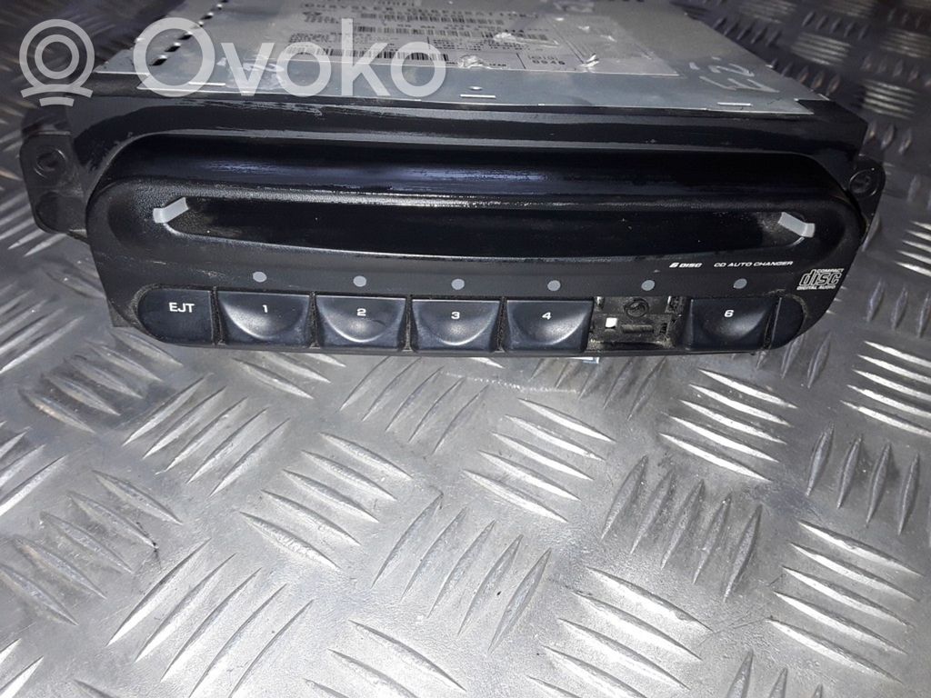Chrysler Voyager Unité principale radio / CD / DVD / GPS 