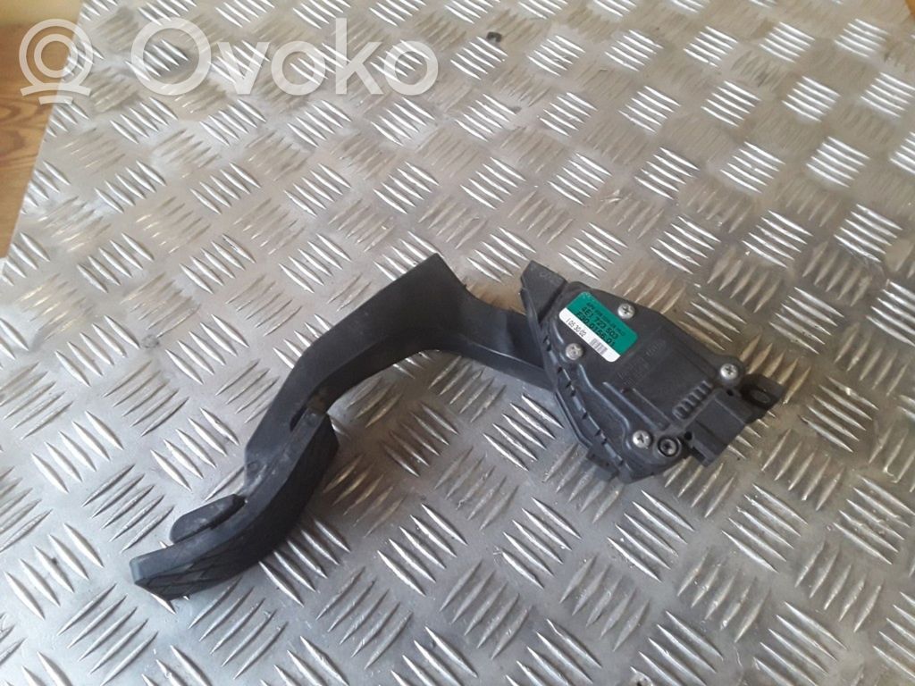 Accelerator throttle pedal   4E1723503,6PV00802628
