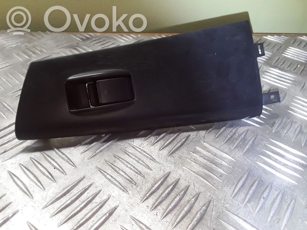 Toyota Corolla E120 E130 Electric window control switch 