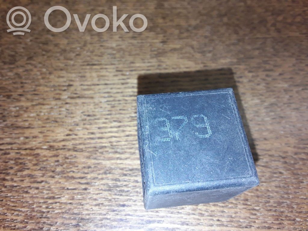 Audi A3 S3 8L Muu rele 