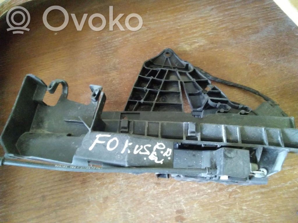 Ford Focus Front door lock 