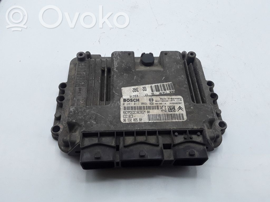 Peugeot 206 Dzinēja vadības bloks 