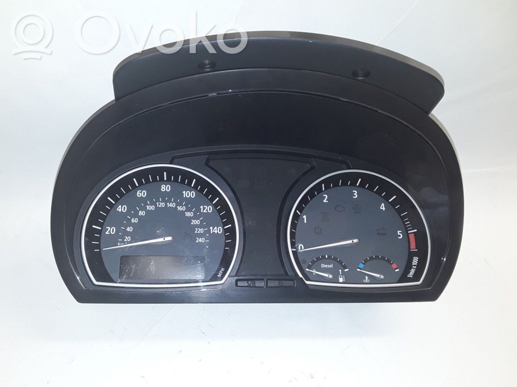 BMW X3 E83 Speedometer (instrument cluster) 