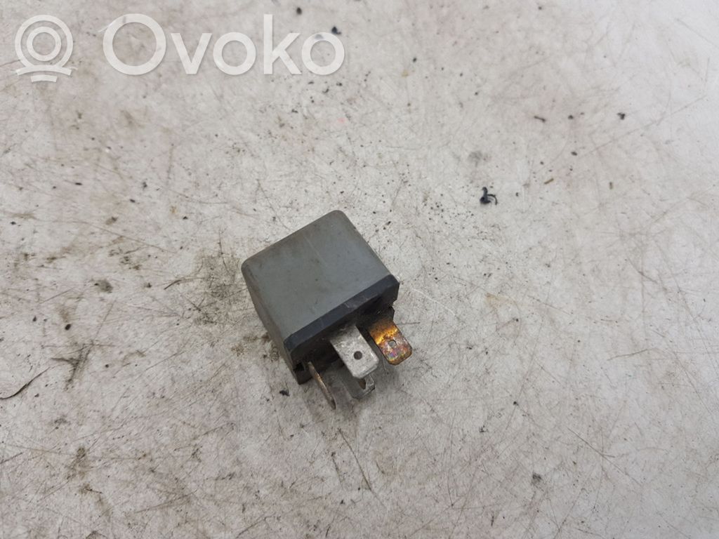 BMW 3 E36 Otros relés 