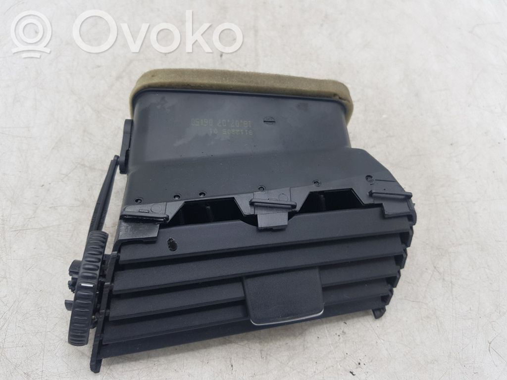 BMW 5 E60 E61 Dashboard side air vent grill/cover trim 