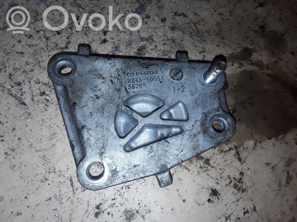 Mazda 6 Engine mounting bracket 