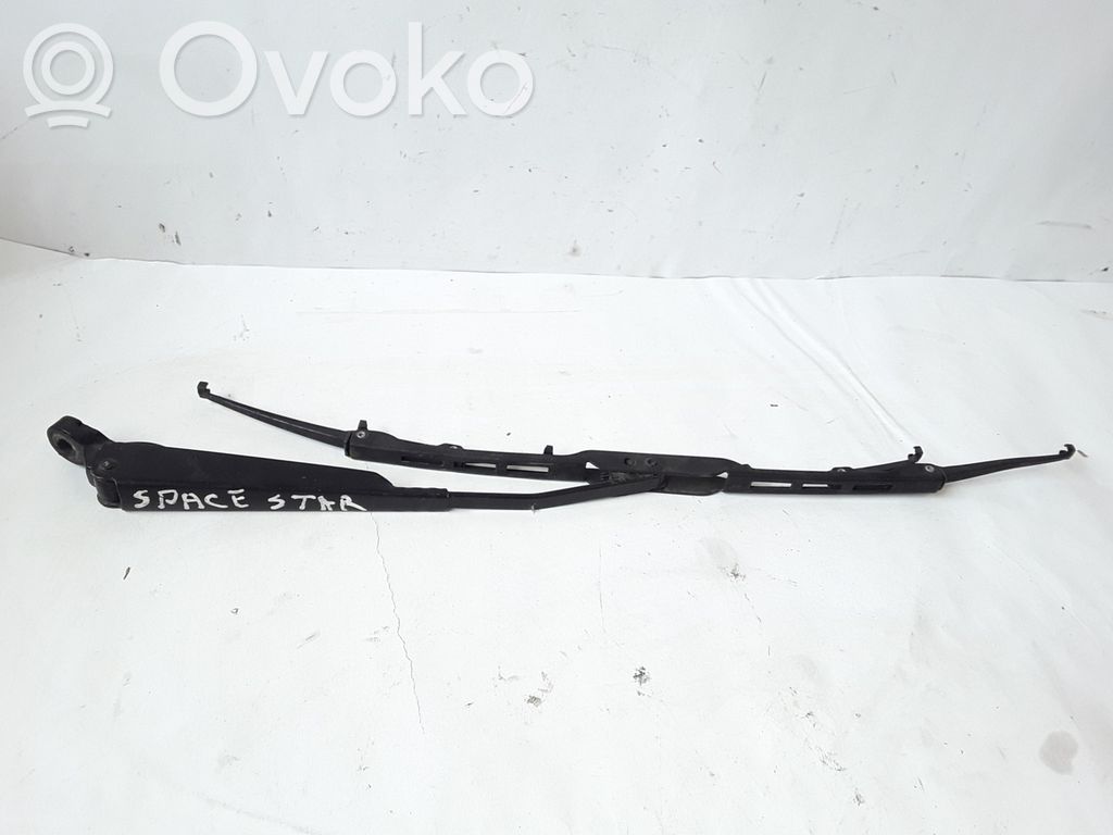 Mitsubishi Space Star Rear wiper blade arm 