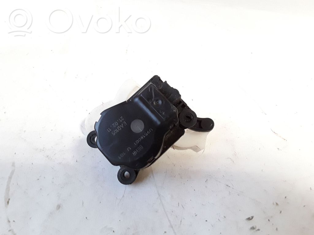 Opel Astra J Motor/activador trampilla de calefacción 