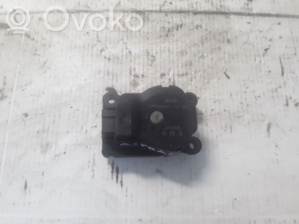 Opel Astra J Motor/activador trampilla de calefacción 