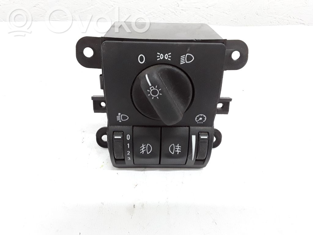 Light switch   22233