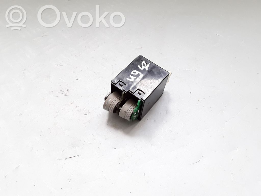 KIA Ceed Headlight level height control switch 