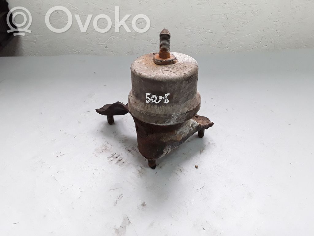 Engine mount bracket   NOCODE