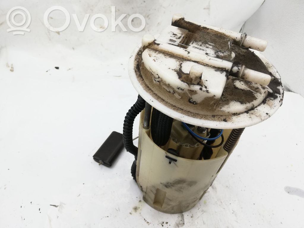 Pompă combustibil în rezervor   0580303017
