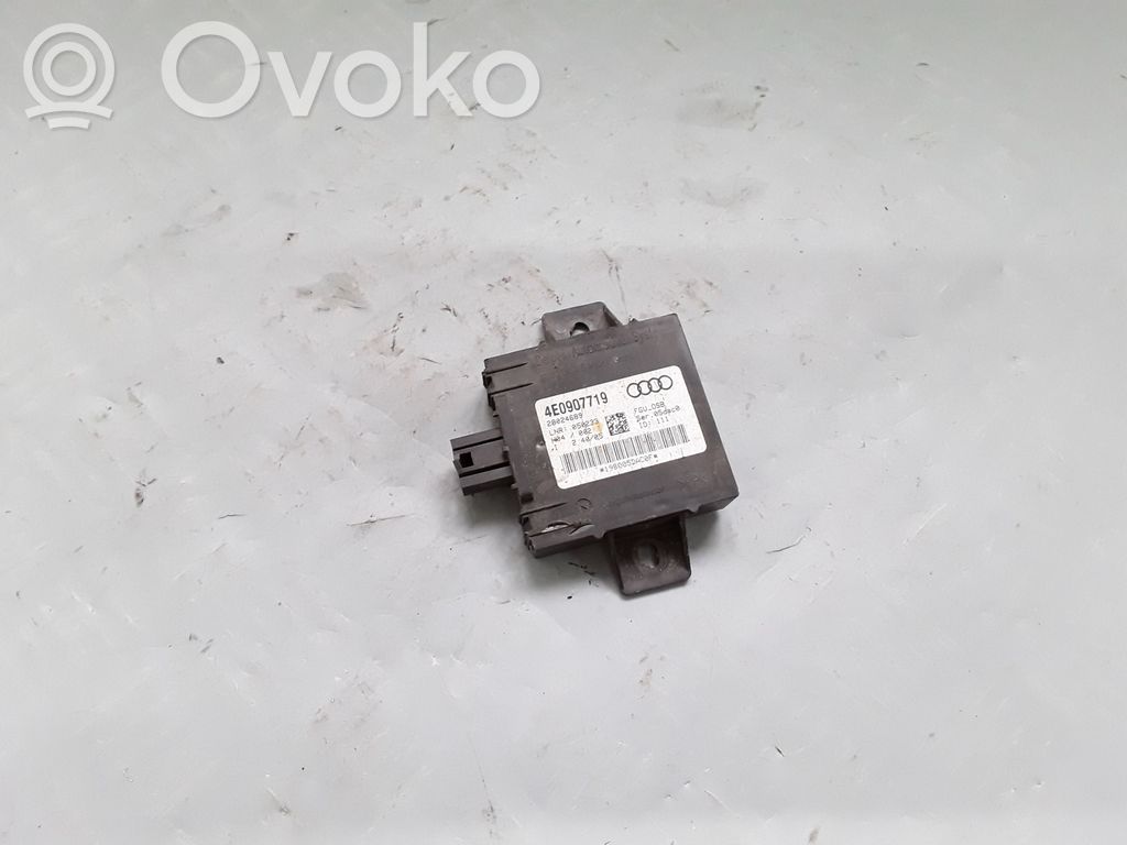Unidad de control/módulo de alarma   4E0907719,28024689