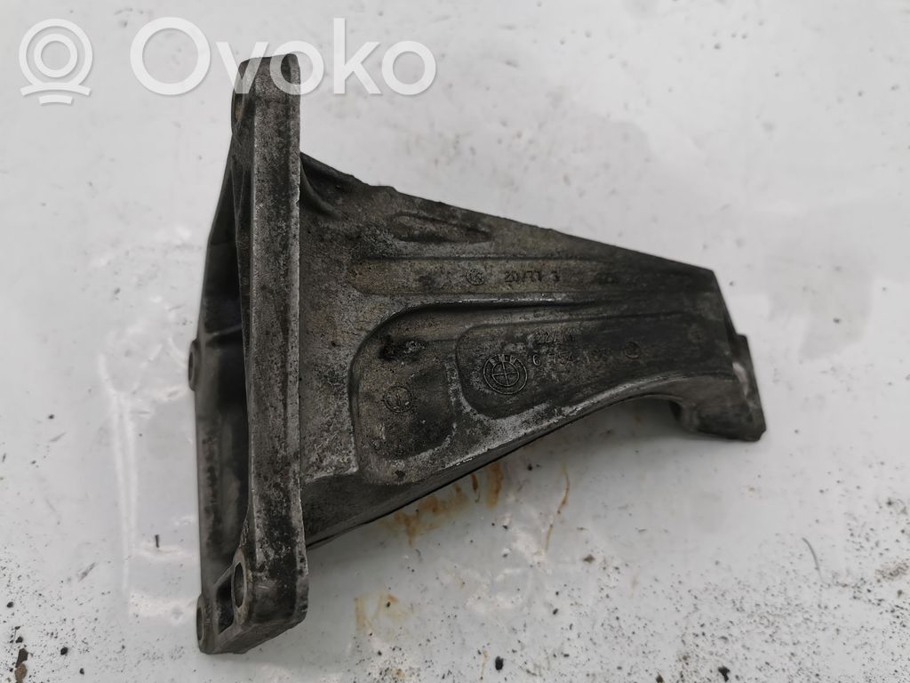 Engine mounting bracket   22116754185,6754185,207733226