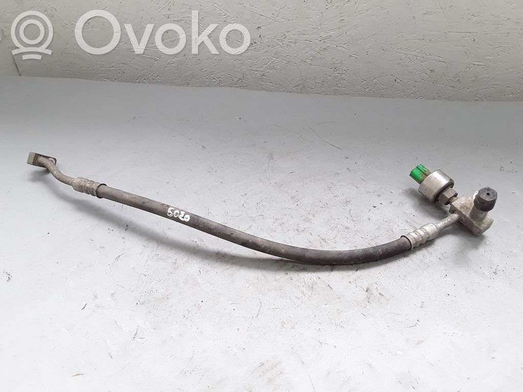Iveco Daily 35 - 40.10 Ilmastointilaitteen putki (A/C) 