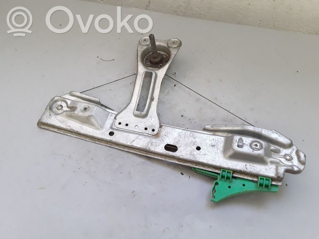 Opel Astra J Mecanismo para subir la puerta trasera sin motor
