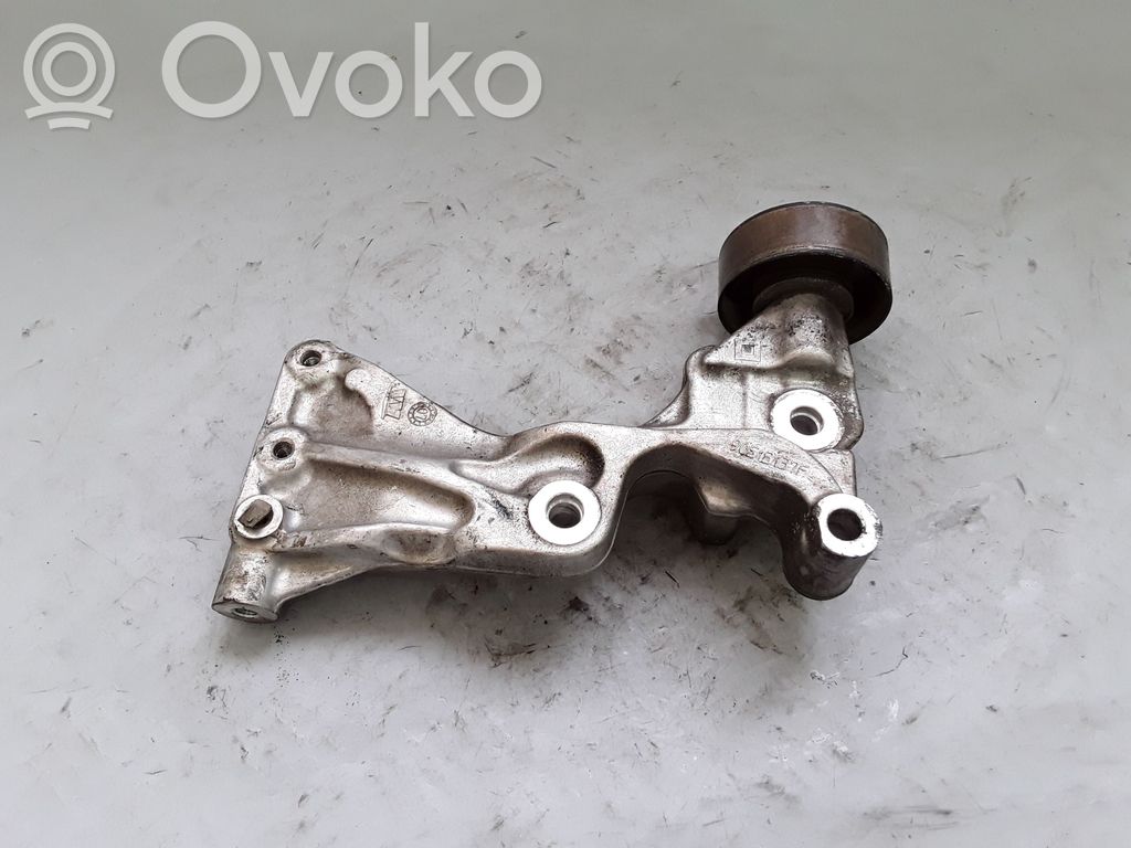 Generator/alternator bracket   90513137F
