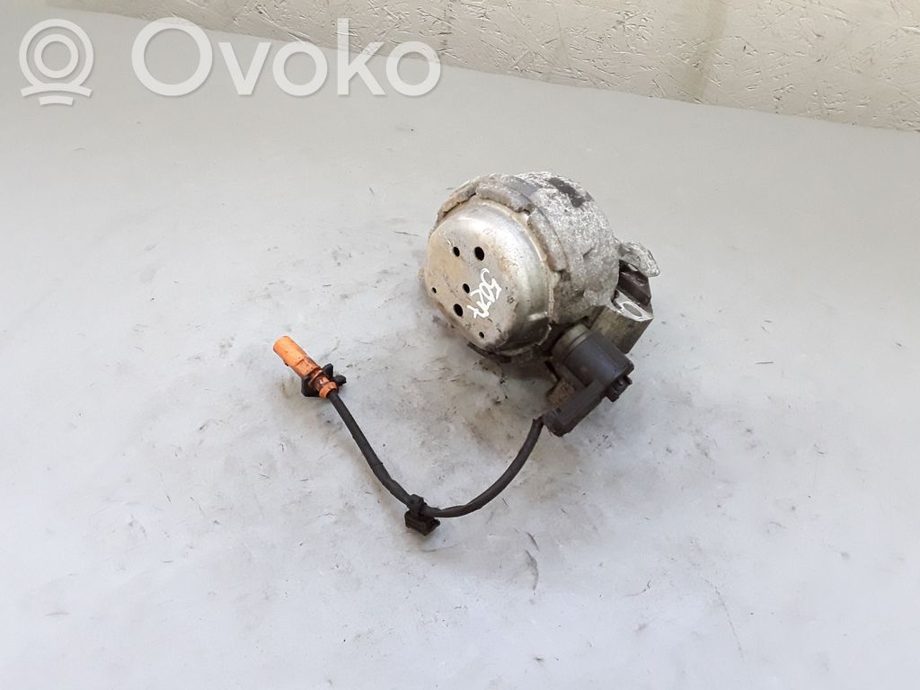 Soporte de montaje del motor   NOCODE